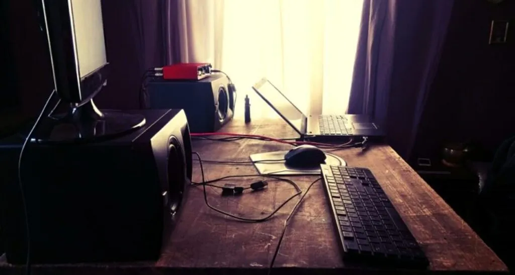 TOPLAP Live stream