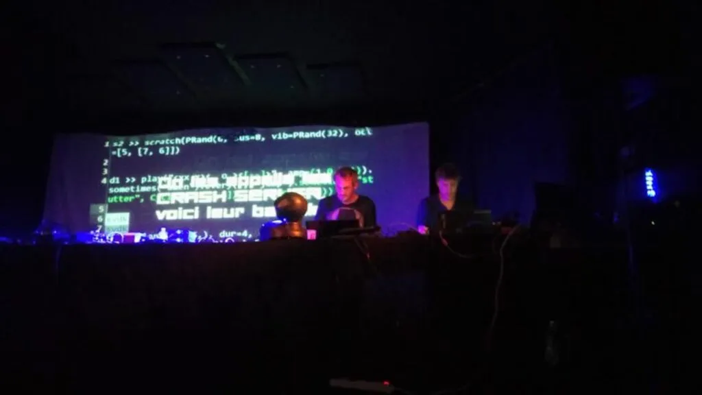CrashServer livecoding Molodoi